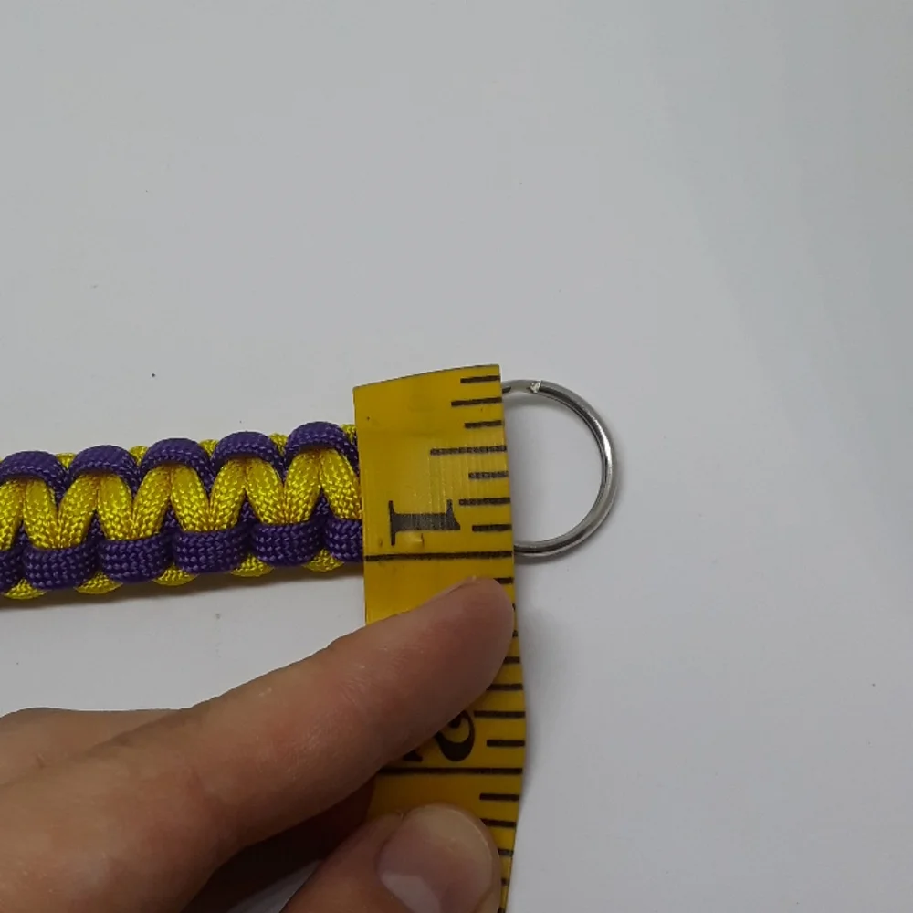 paracord keychain